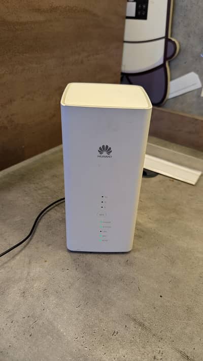 Huawei  CPE 4G+ B618s-22d  all sim work