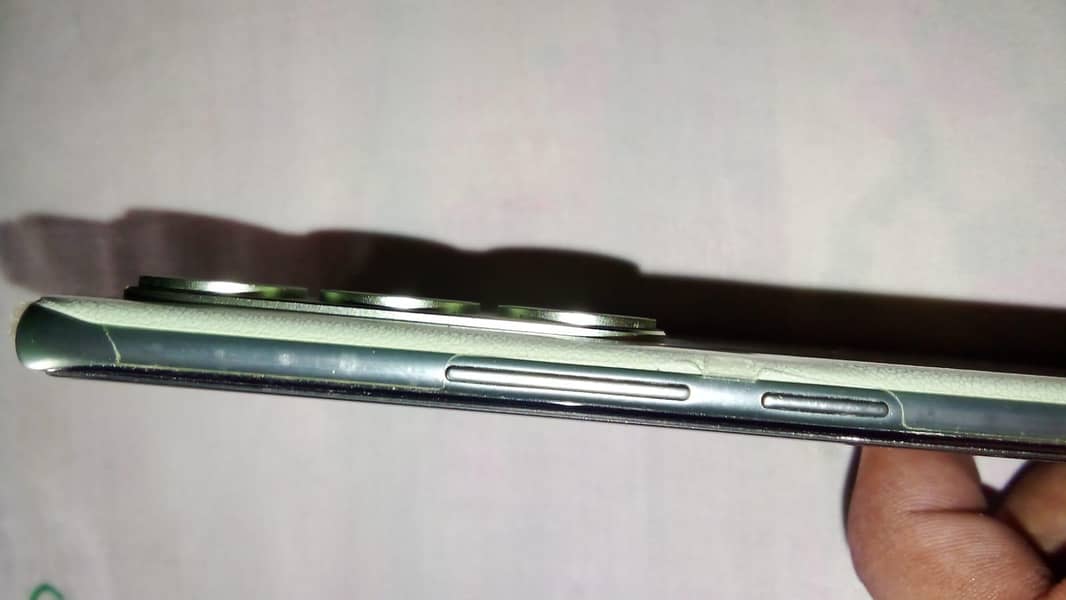 Tecno Model spark 40 pro plus 5