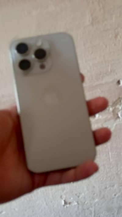 Apple iPhone 15 Pro