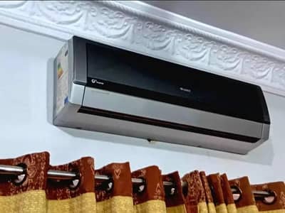 Gree 1.5 ton DC inverter totally genuine original gas no repier