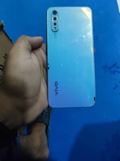 Vivo S1