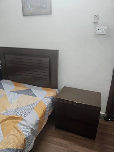 2 single beds newly polished with one sidetable and mattresses for sal