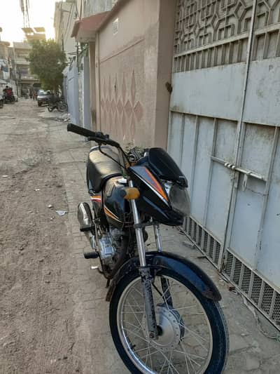 Honda dream 125 (03342725988) contact no