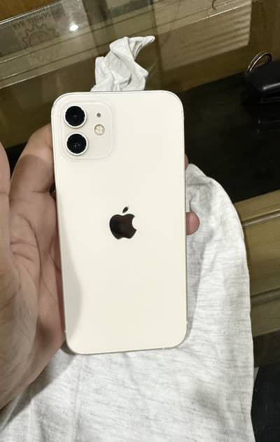 Apple iPhone 12