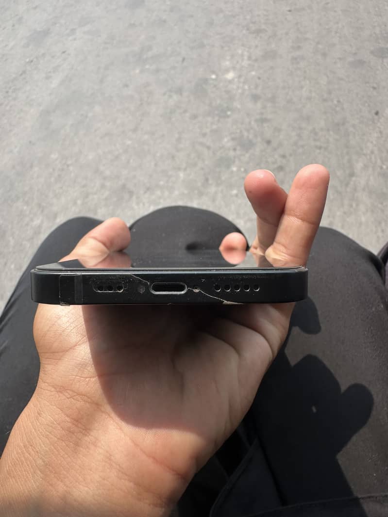 Apple iPhone 14 2