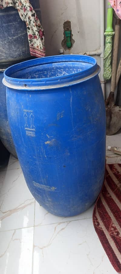 DRUM 180 litres capacity
