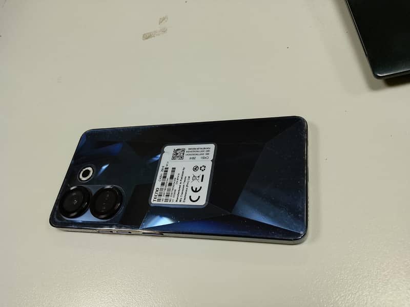 Tecno CAMON 20 2