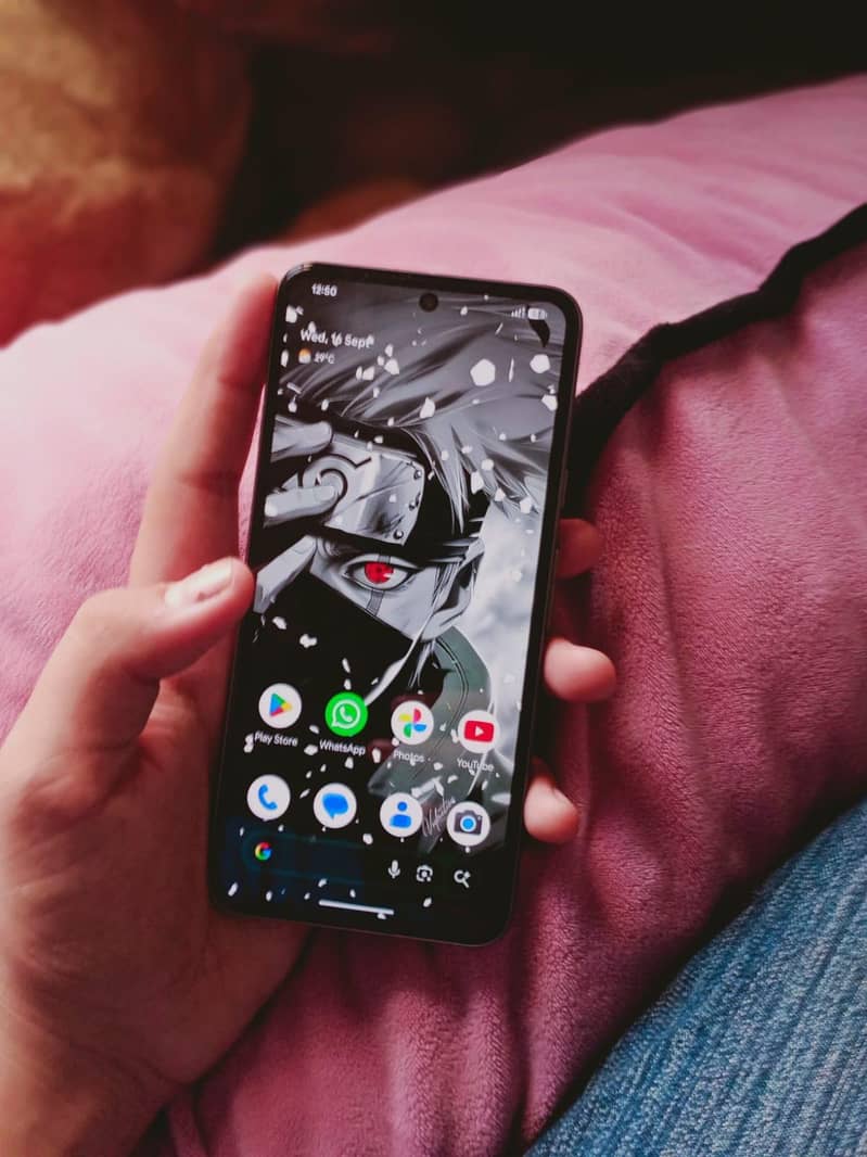 Google Pixel 8 4