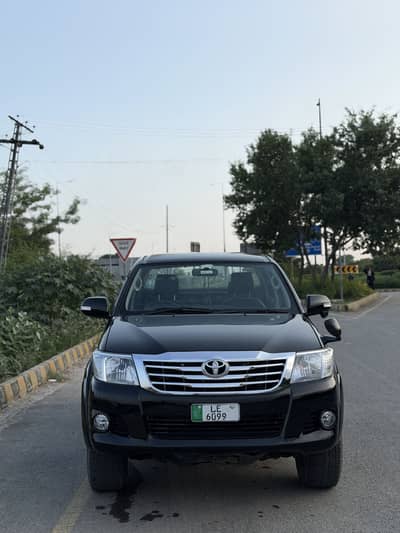 Toyota Hilux 2011