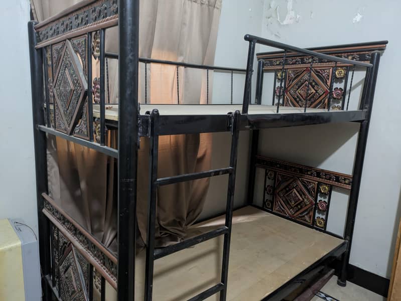 bunk bed 0