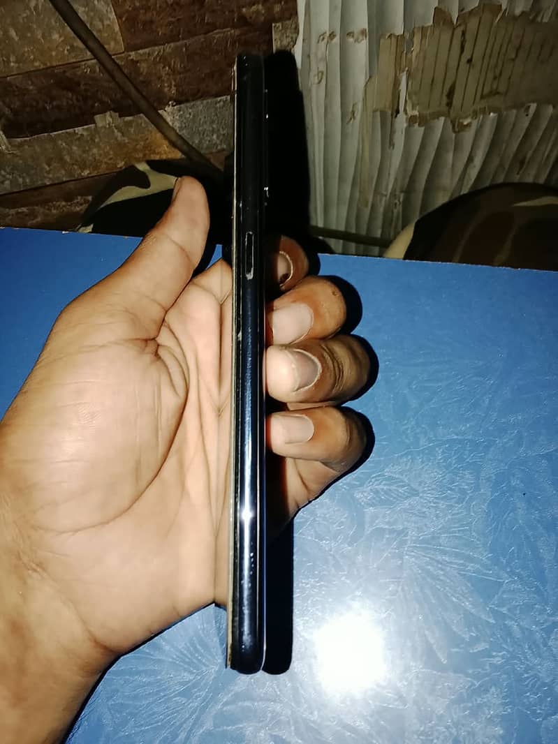 OPPO A95 1