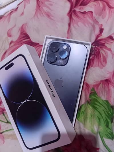 Apple iPhone 14 Pro with box