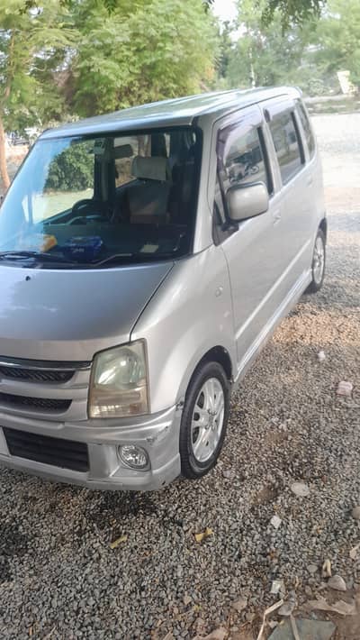 Suzuki Wagon R Stingray