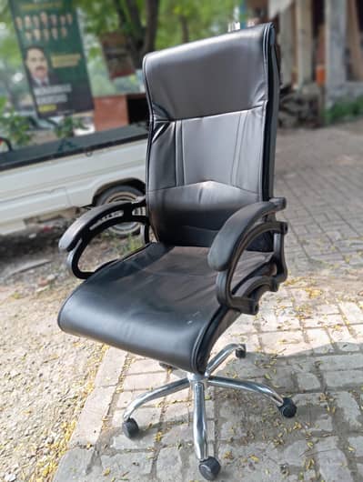 revolving chair