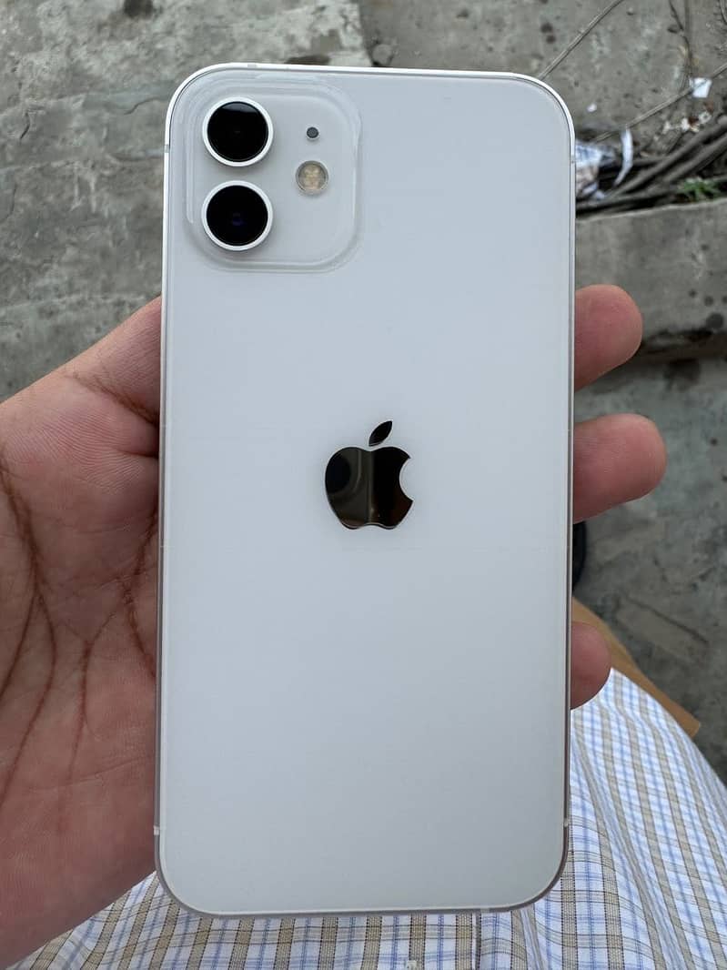 Apple iPhone 12 0
