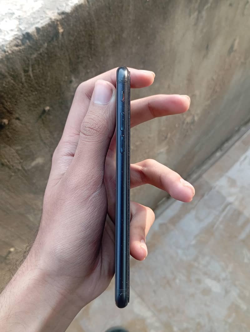 Apple iPhone SE 4