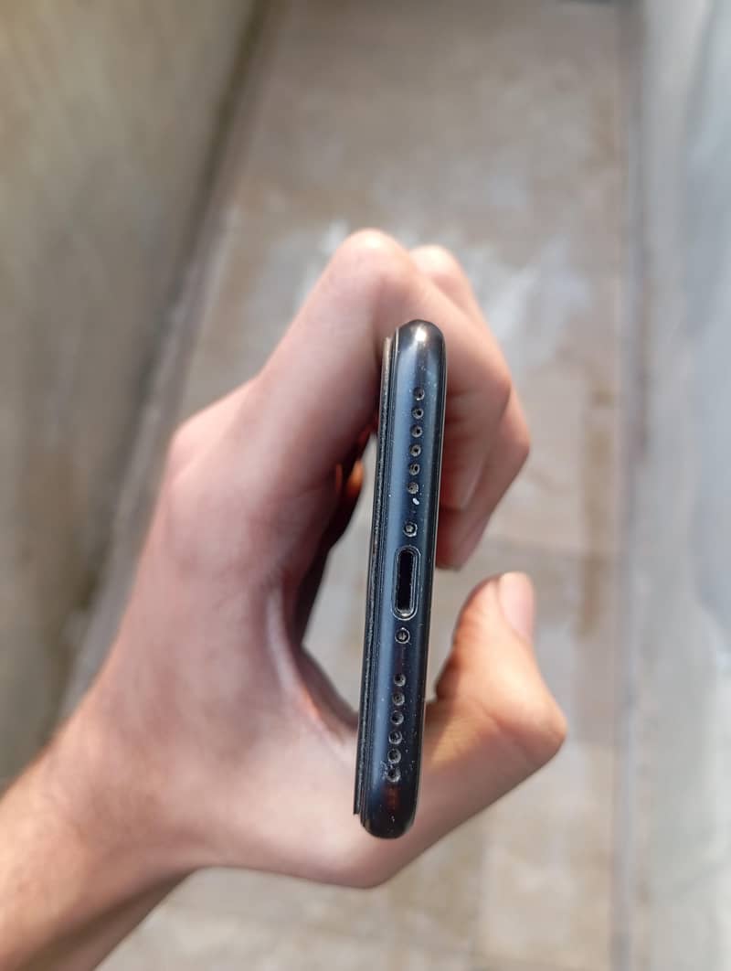 Apple iPhone SE 8