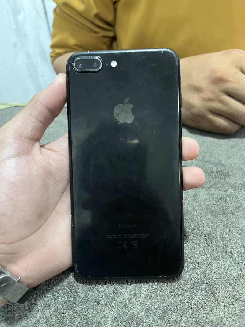 Apple iPhone 7 Plus 0