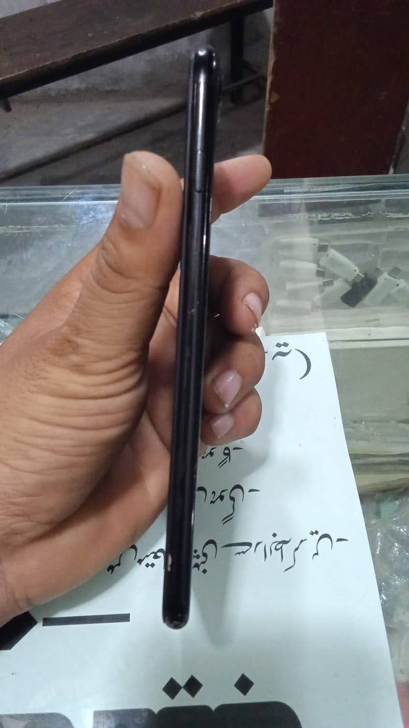 Apple iPhone 7 Plus 2