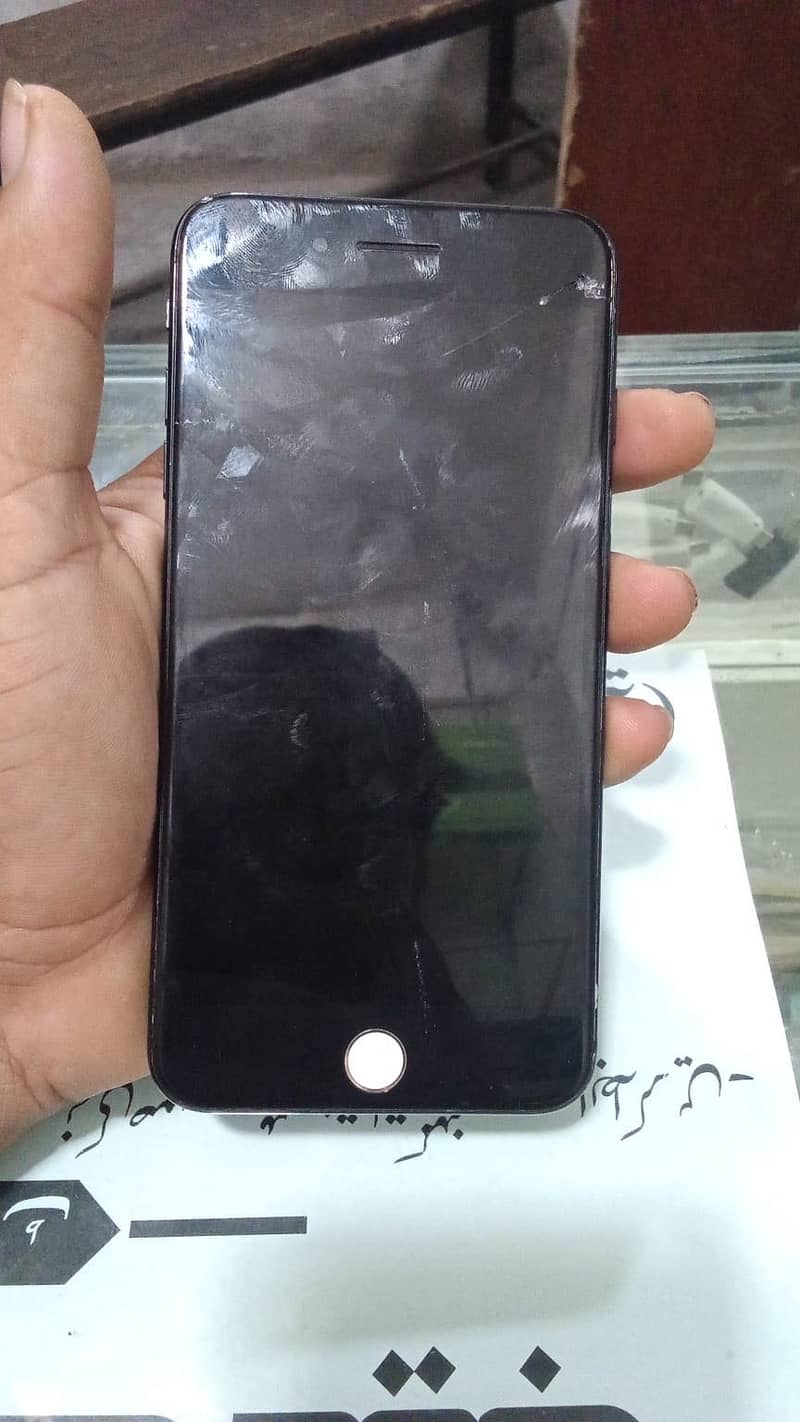 Apple iPhone 7 Plus 4