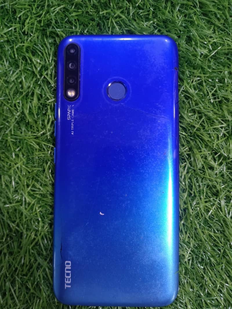 Tecno Spark 4 1