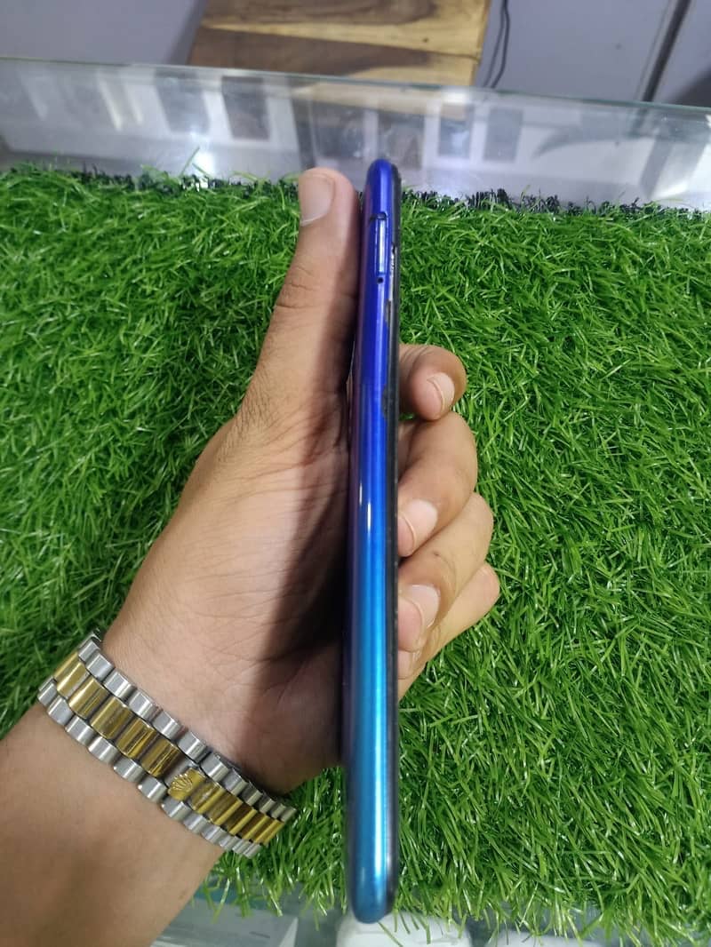 Tecno Spark 4 4