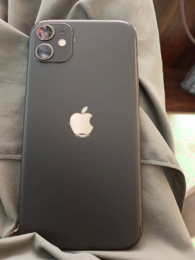 Apple iPhone 11 3