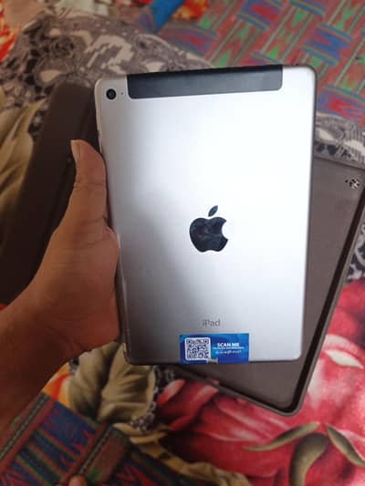 ipad mini 4   /128 Gb
