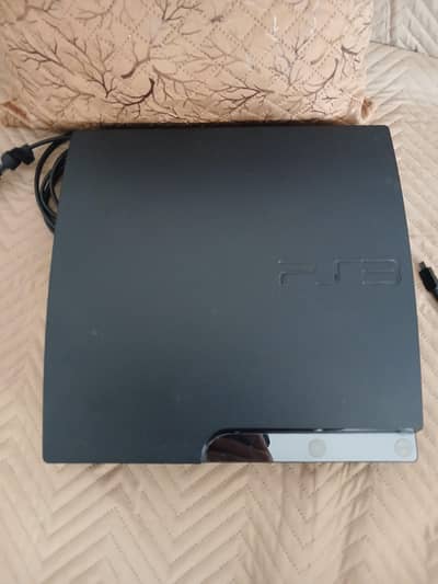 PS3 Slim Jailbreak – 2 Controllers + Lots of Games