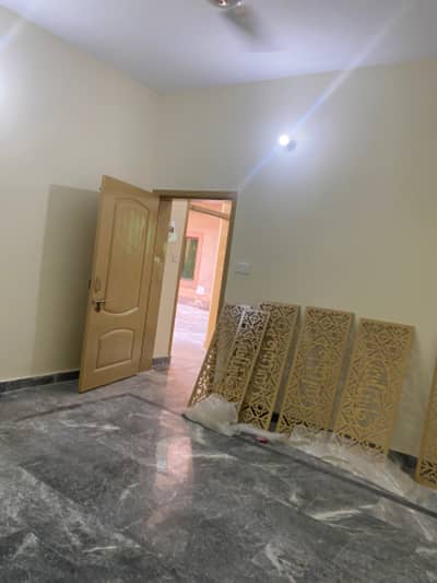 One bed studio Apartment available for rent in newmal kuri road islamabad