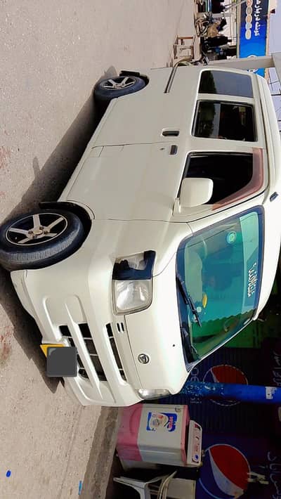 Daihatsu Hijet 2011 puri gari original hai Automatic hai