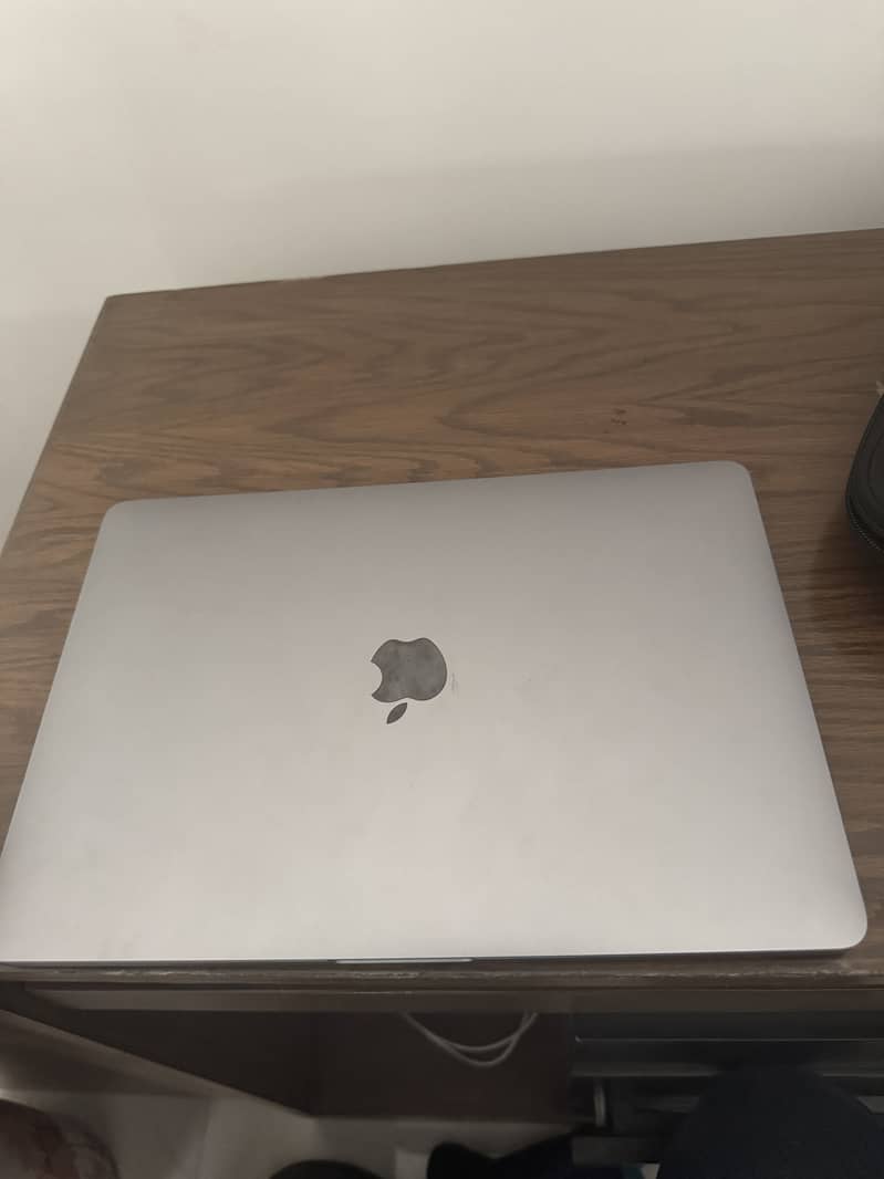 Macbook Pro M2 3
