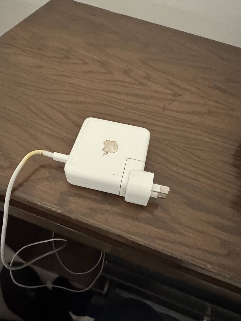 Macbook Pro M2 7