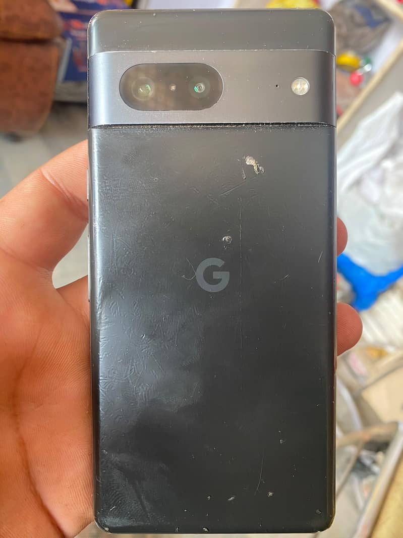 Google Pixel 7 4