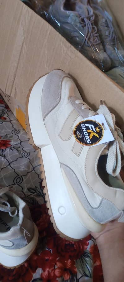 Branded Look Men’s Sneakers – New Stock | Best Price | Lahore