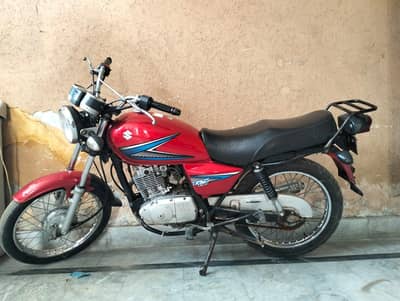 Suzuki GS 150. #03180401696