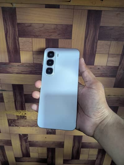 infinix Hot 60i