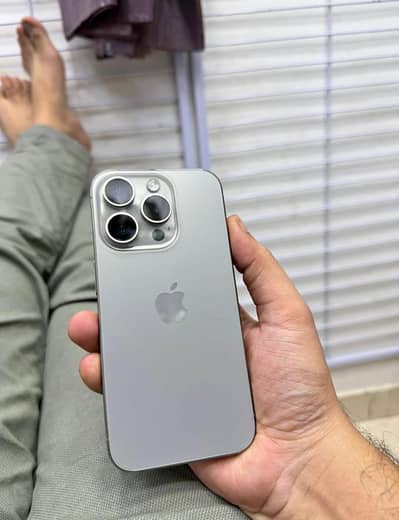 Apple iPhone 15 Pro
