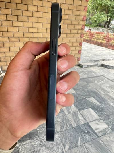Apple iPhone 14