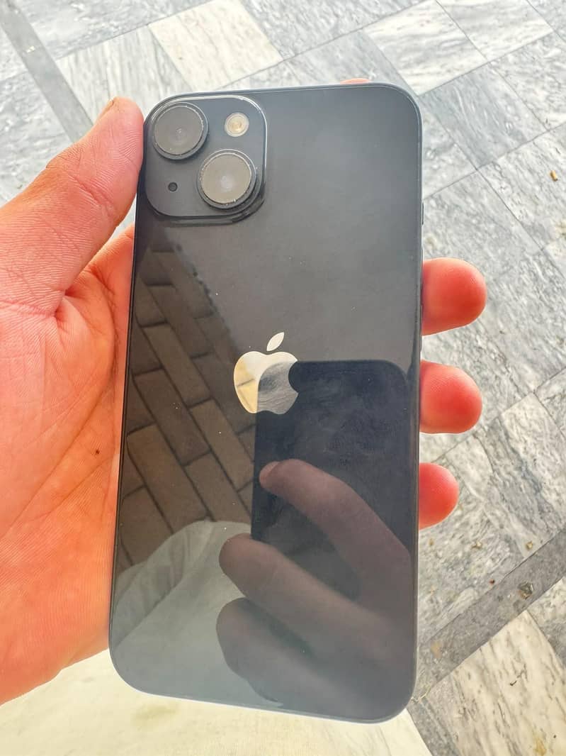 Apple iPhone 14 4
