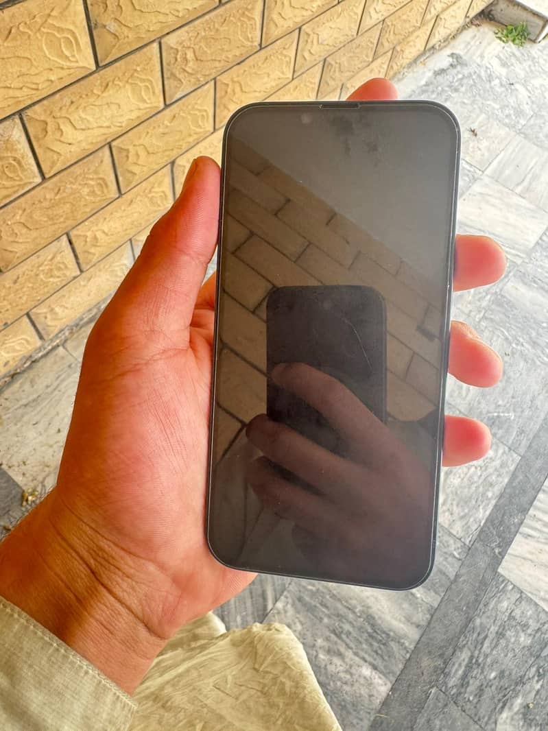 Apple iPhone 14 6
