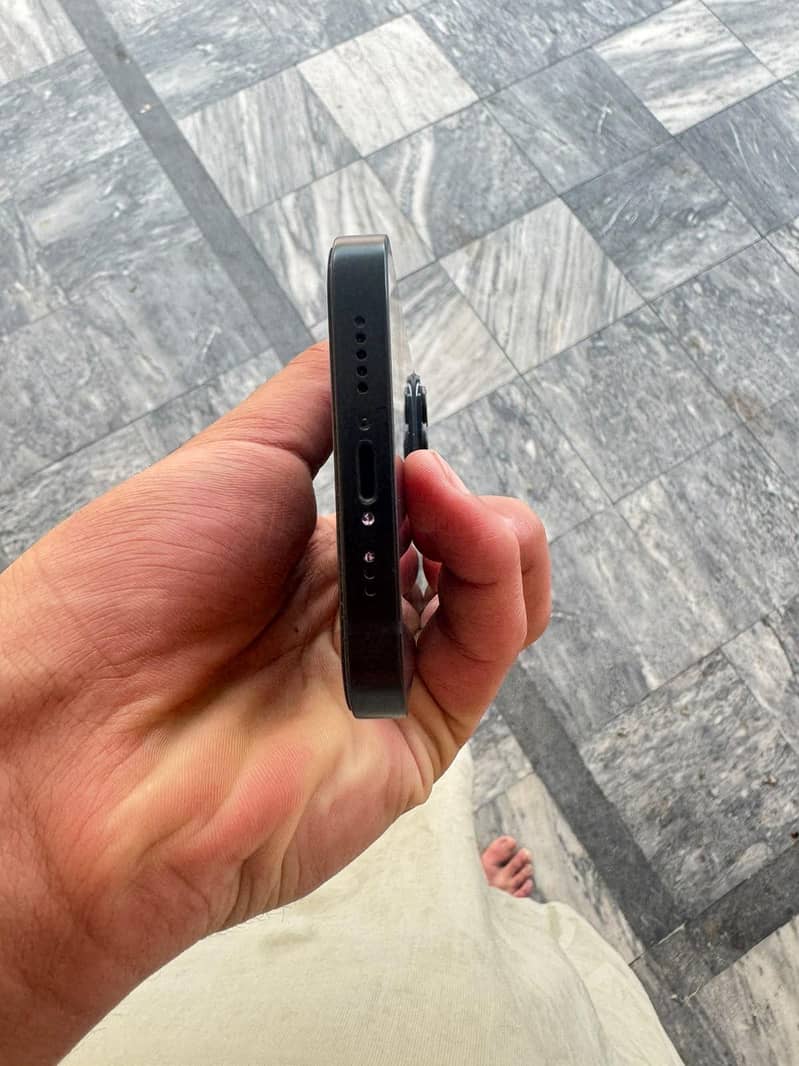 Apple iPhone 14 8