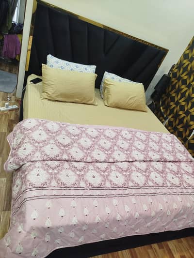 King sized bed for sale