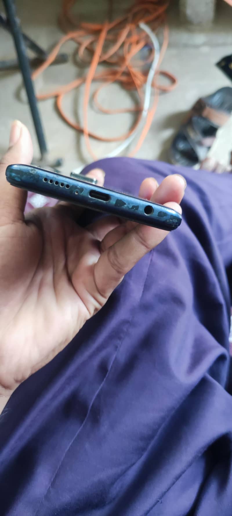 Xiaomi Redmi Note 9S 1