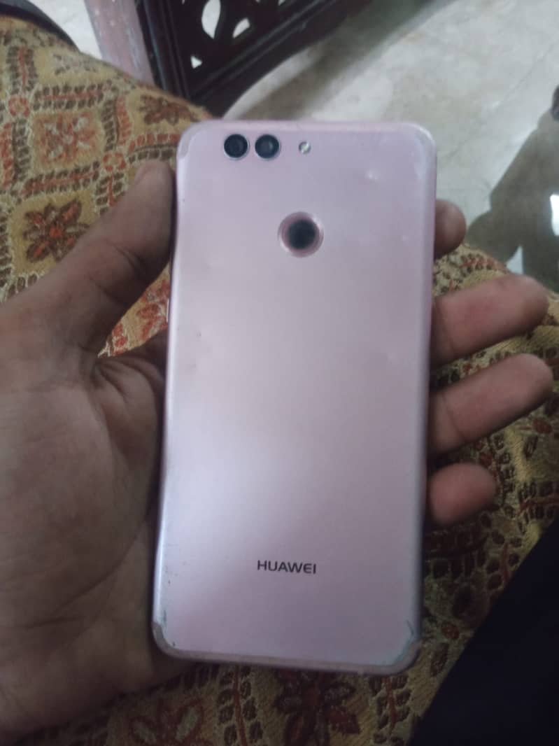 Huawei Nova 2 Plus 1