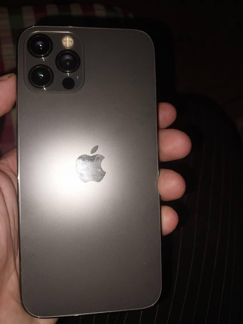 Apple iPhone 12 Pro 6