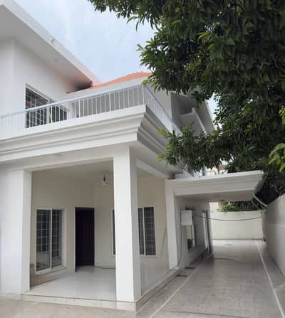 like brand new house for rent in F-7