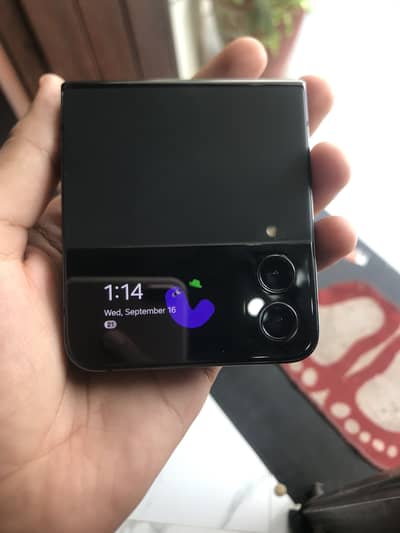 Samsung Mobile Z Flip 4