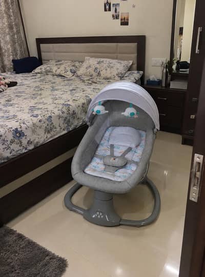 Beautiful Swing Chair – Almost New | Excellent Condition