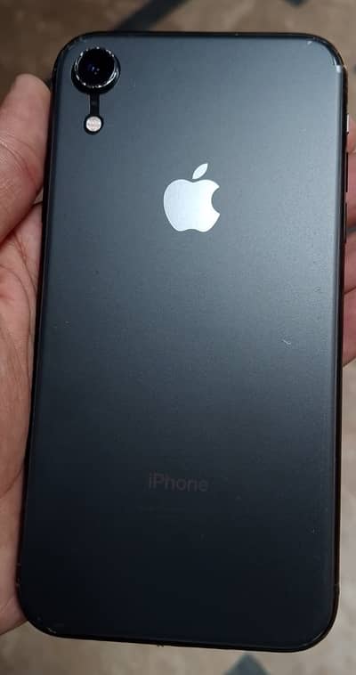iPhone XR 64GB – Factory Unlocked